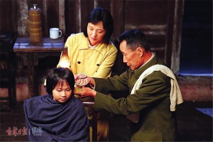 看我吉林70年(民生写真)⑤丨流光溢彩 电影盛宴