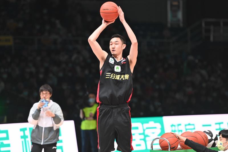 全明星三分球大赛丨"高射炮"代怀博代表吉林"准度"