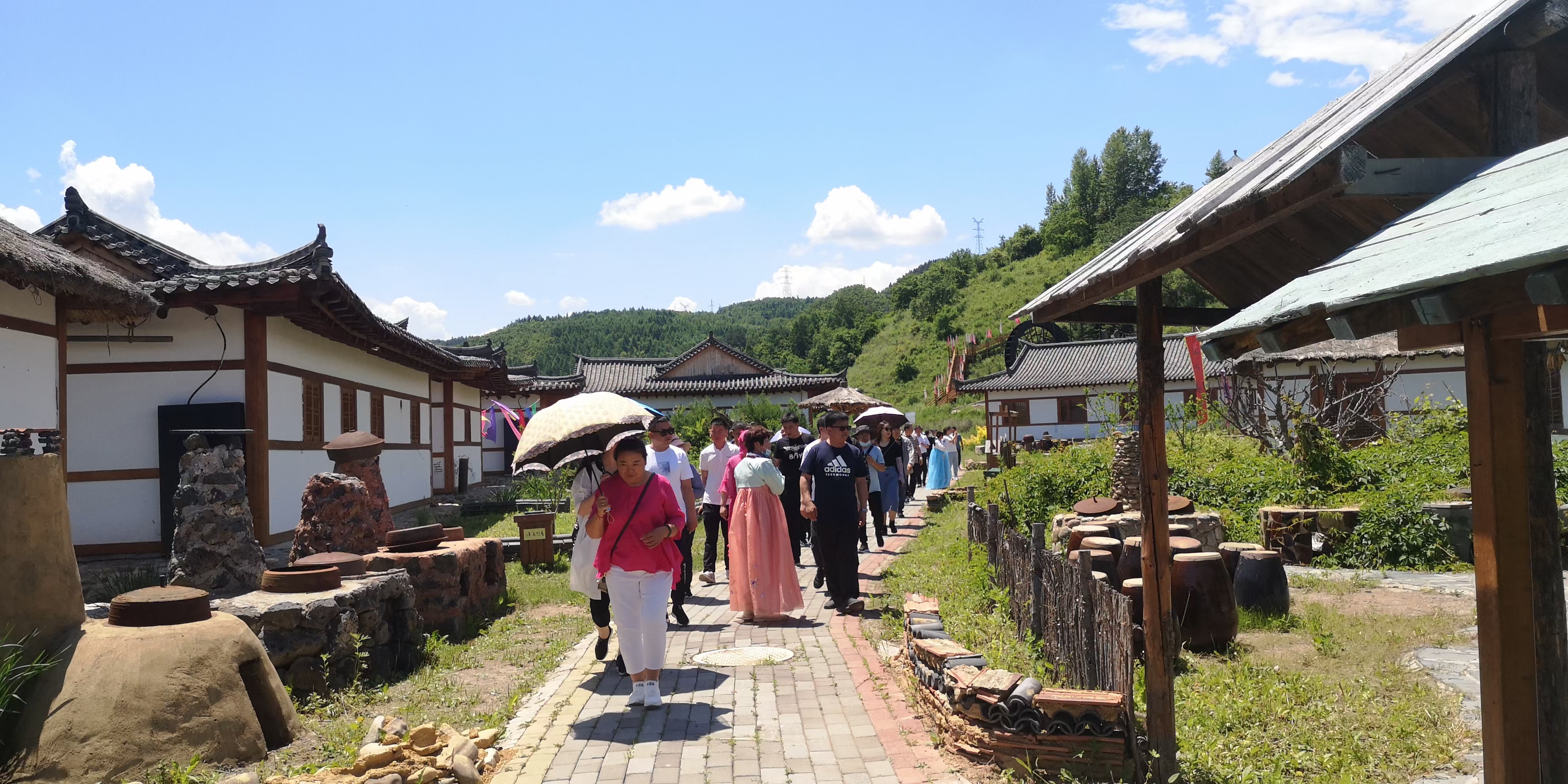 新吉林 新答卷 | 和龙市金达莱村:乡村旅游饭,越吃越香甜!