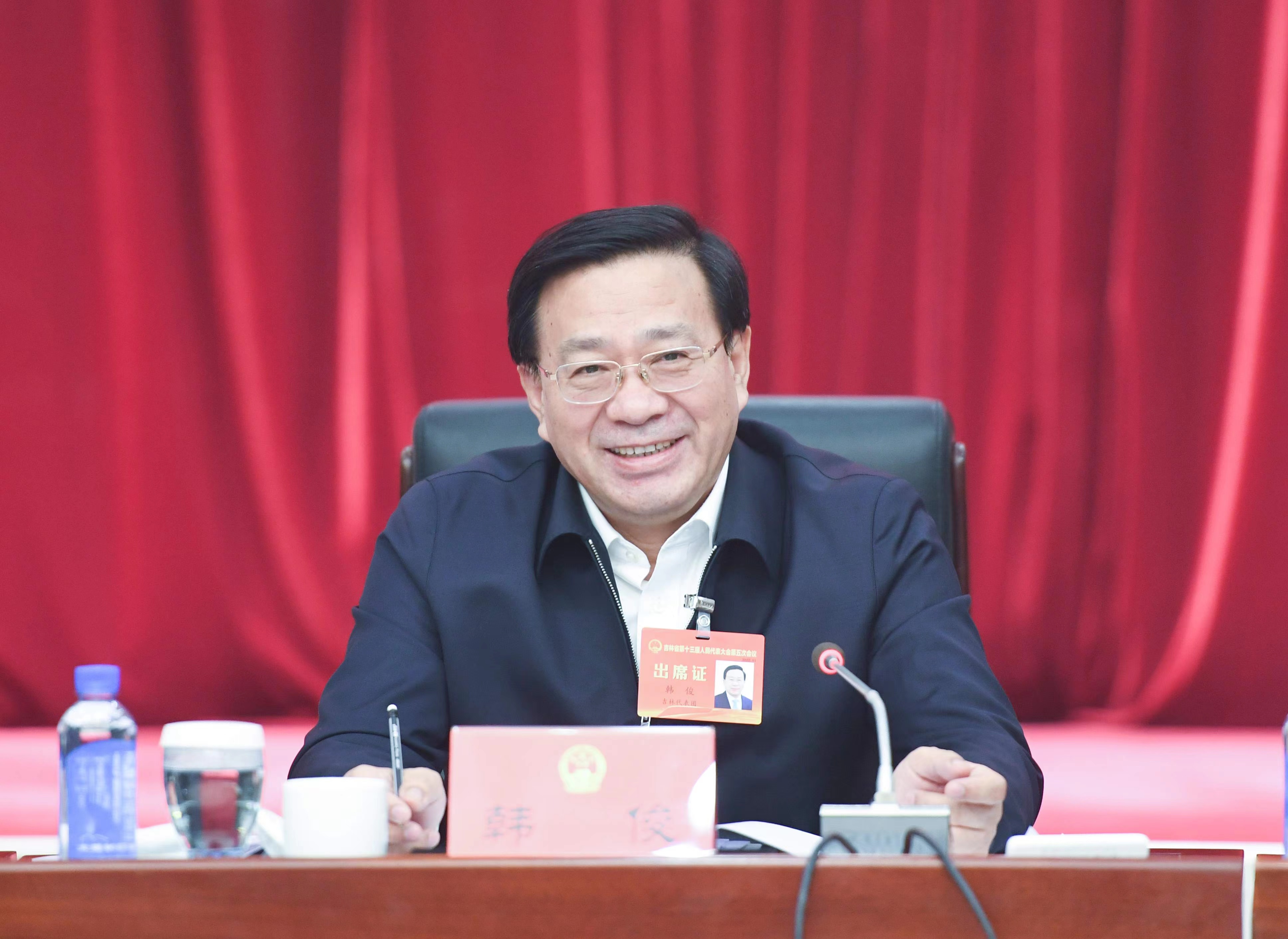 韩俊代表参加省十三届人大五次会议吉林市代表团审议