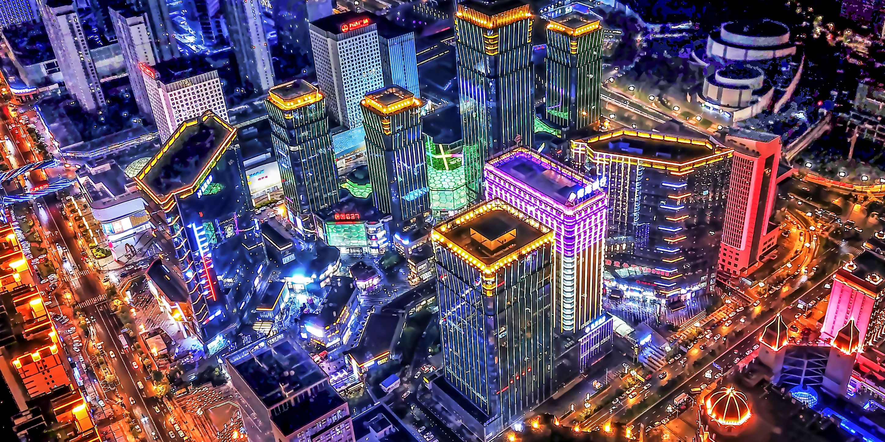 青海"一带一路"城市发展.青海日报记者 王伟才 摄